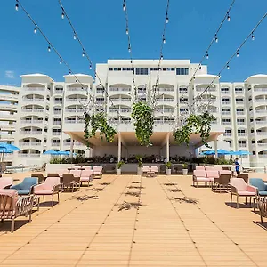 אתר נופש Hilton Mar Caribe